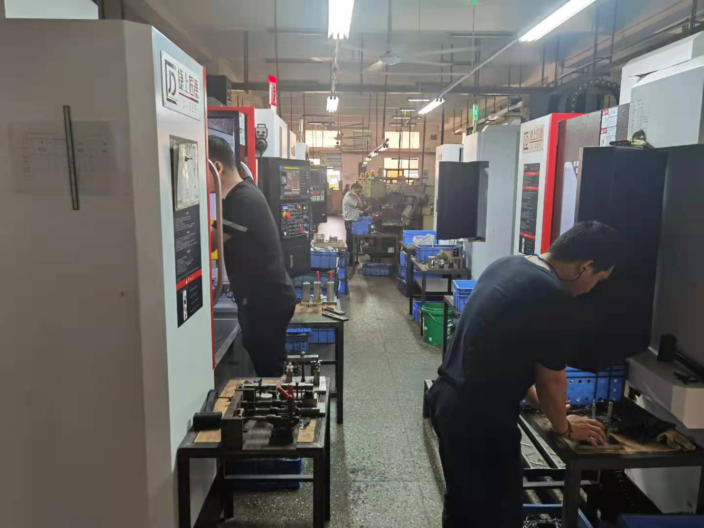 1257162970571_.PIC_HD